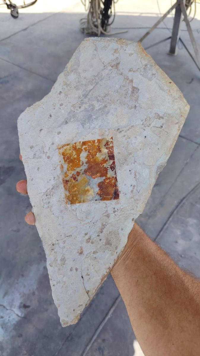 Prueba de limpieza láser sobre piedra